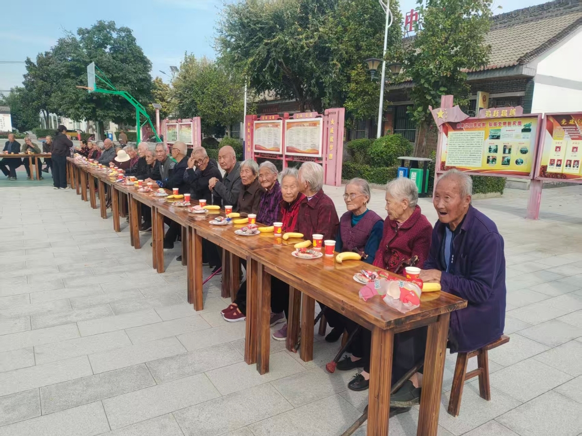 583a5204eada8b4a695135ca02f15640.jpg